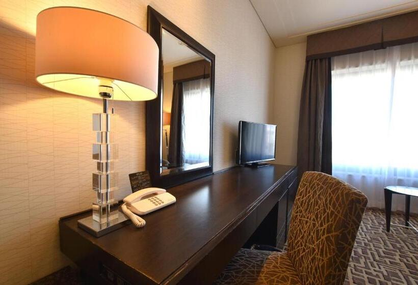 בית מלון כפרי Okura Chiba