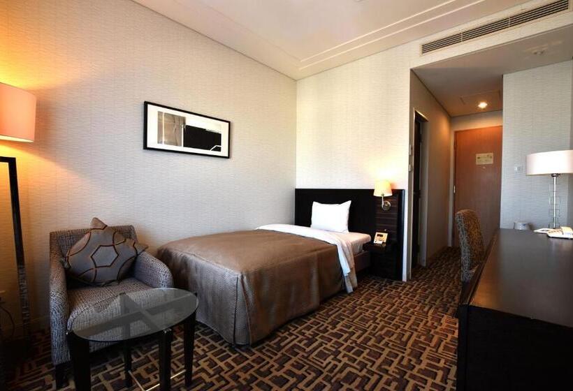 בית מלון כפרי Okura Chiba