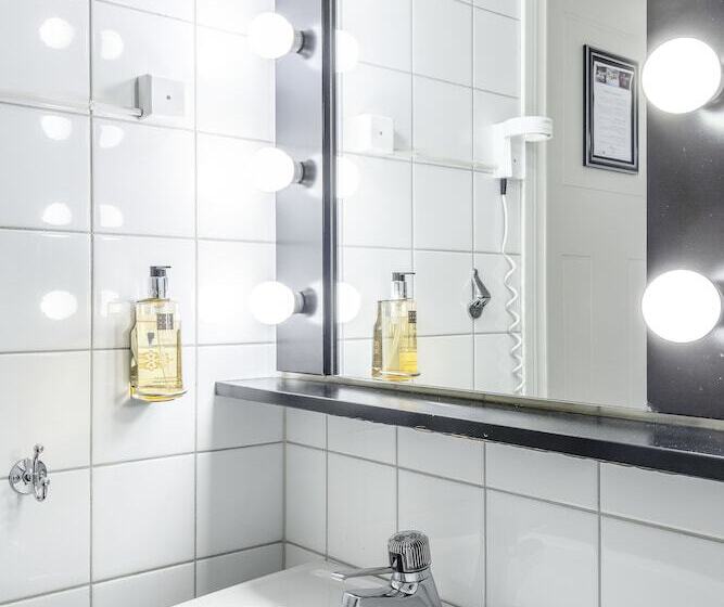 Såstaholm Hotell & Konferens