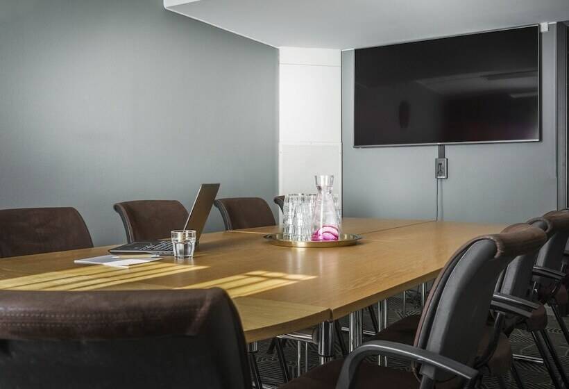 هتل Scandic Grand