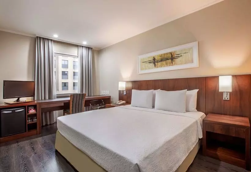 Отель São Paulo Nações Unidas Affiliated By Meliá