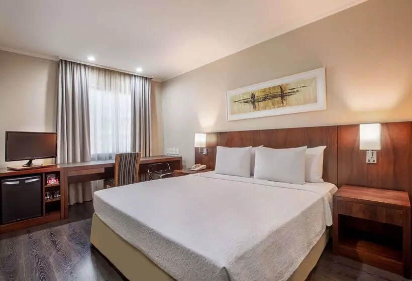 Отель São Paulo Nações Unidas Affiliated By Meliá