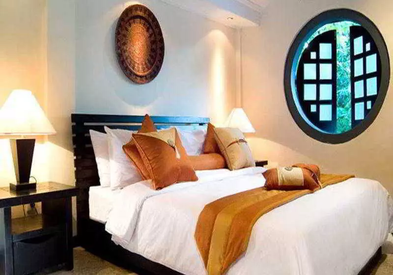 Отель The Seri Suites