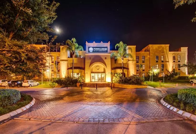 Отель Town Lodge Polokwane