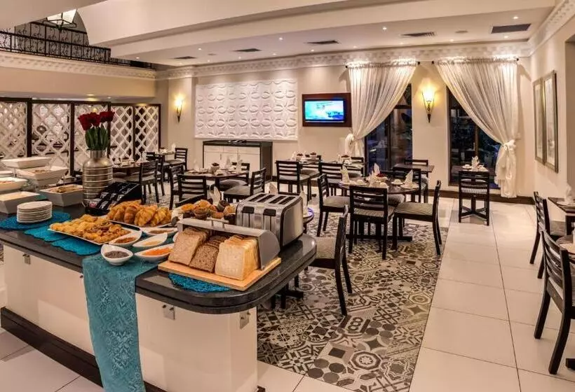 Отель Town Lodge Polokwane