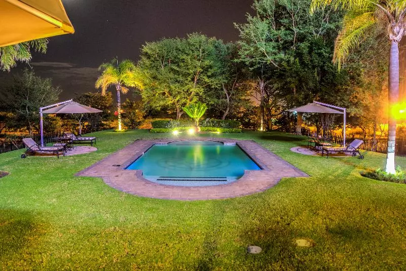 Отель Town Lodge Polokwane