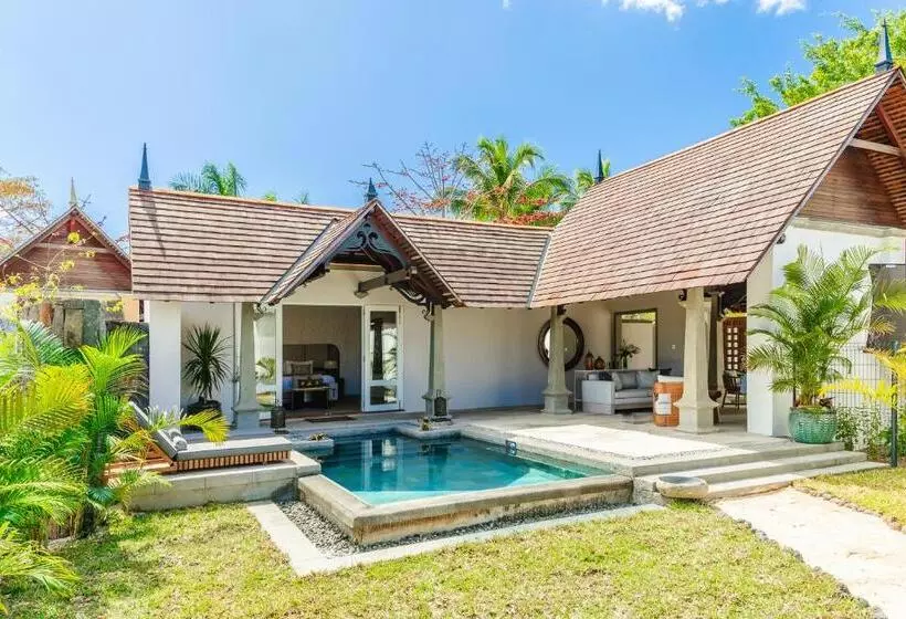 Maradiva Villas Resort And Spa