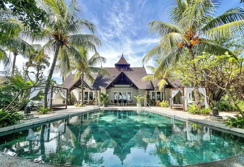 Maradiva Villas Resort And Spa