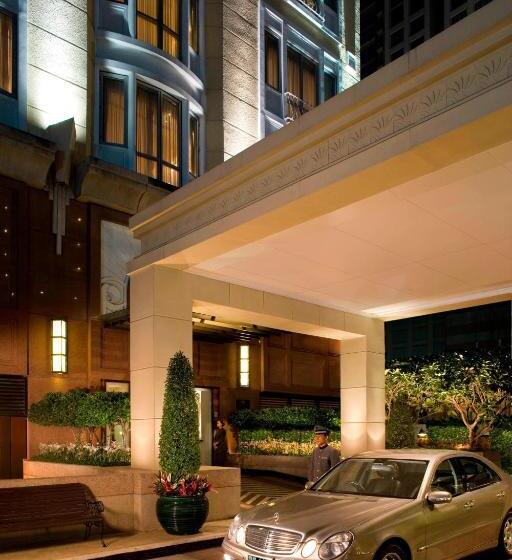Mayfair Bangkok Marriott Executive Apartments