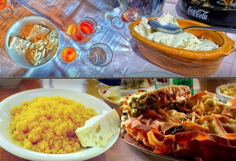 تختخواب و صبحانه Baba I Dede