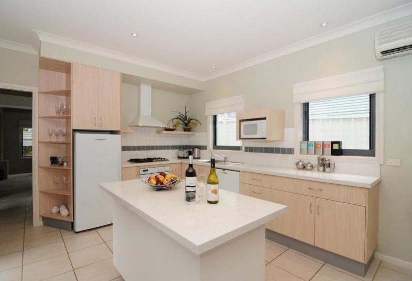 تختخواب و صبحانه Ceespray Accommodation In Huskisson Jervis Bay