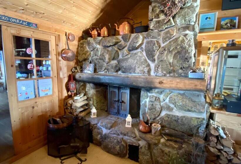 בית מלון כפרי Hakkesetstølen Fjellstugu