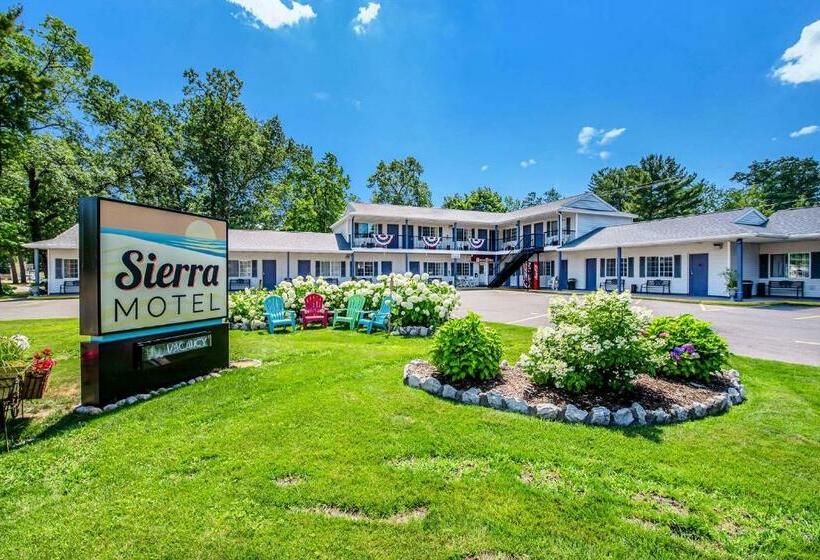 The Sierra Motel