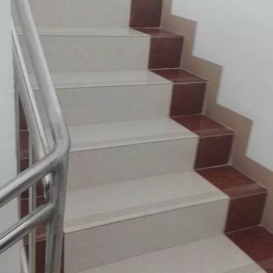 Retkeilymaja Meaco Royal Hotel   Tabaco