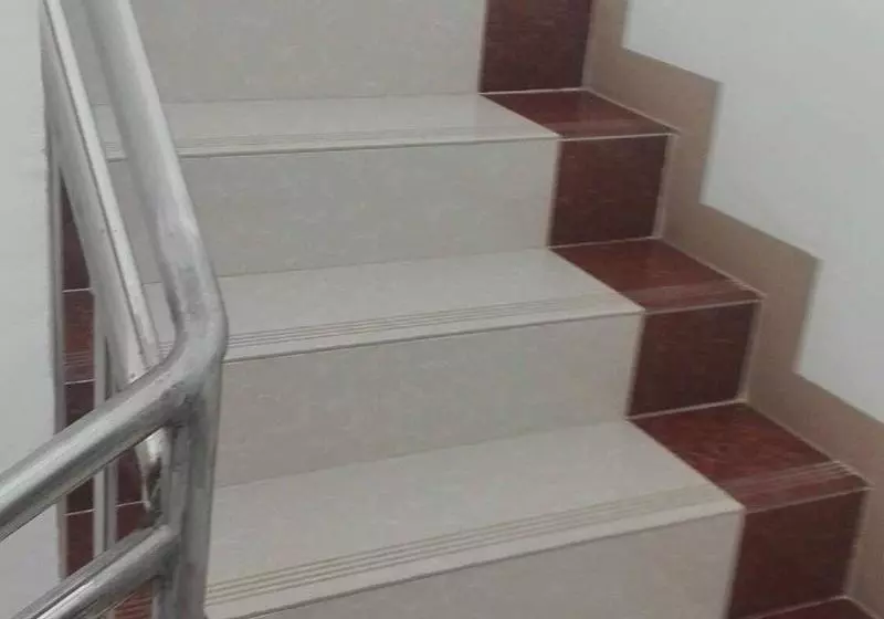 Retkeilymaja Meaco Royal Hotel   Tabaco