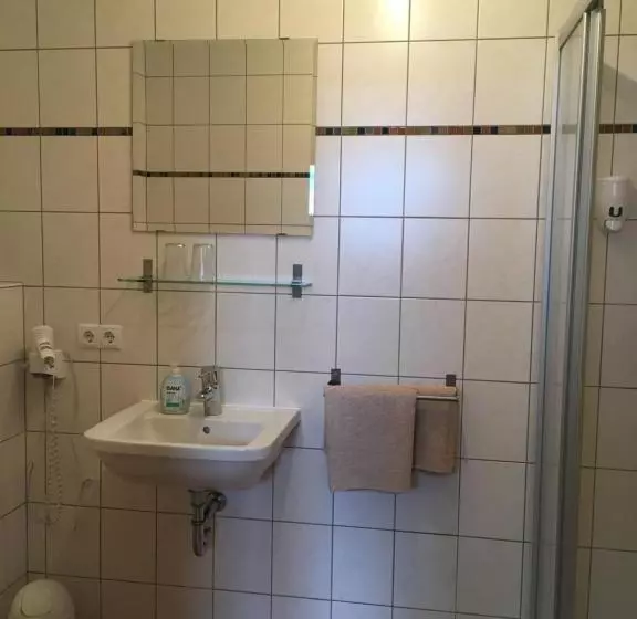 Hotelli Gasthof Zum Seeweiher