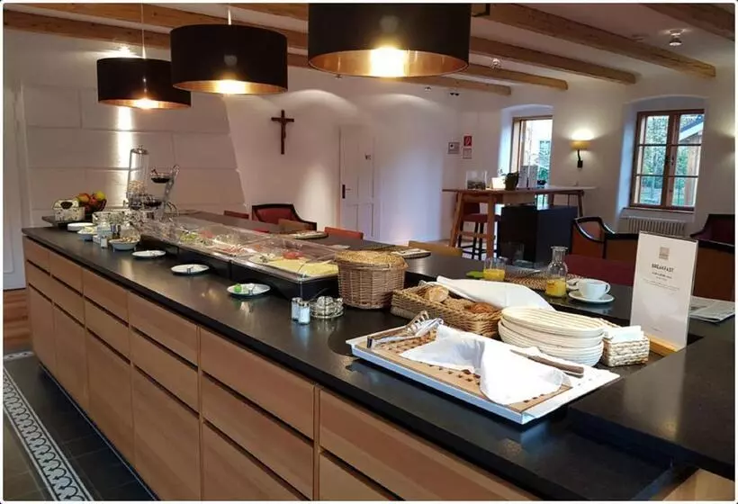 Hotelli Zum Glockenturm