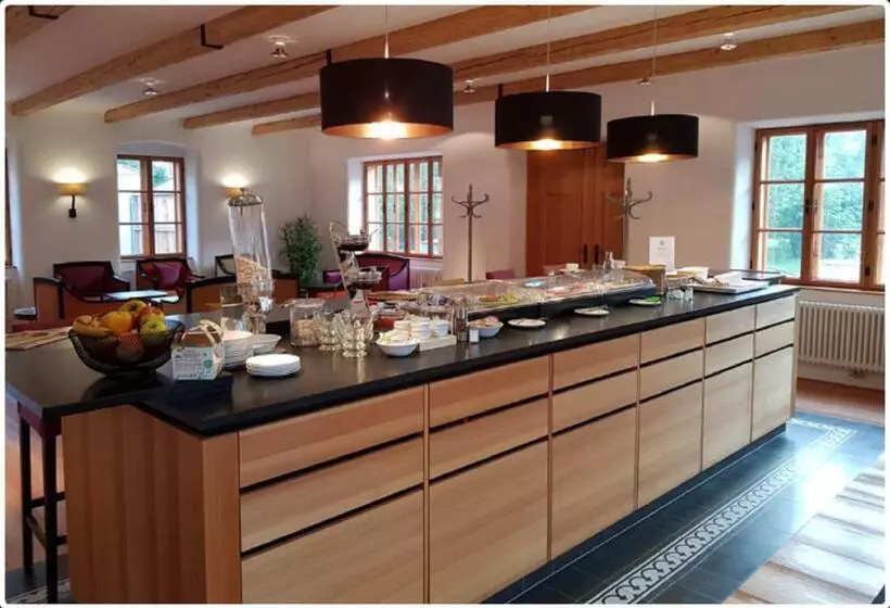 Hotelli Zum Glockenturm