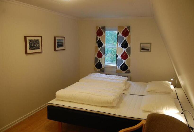 פנסיון Kanalvillan