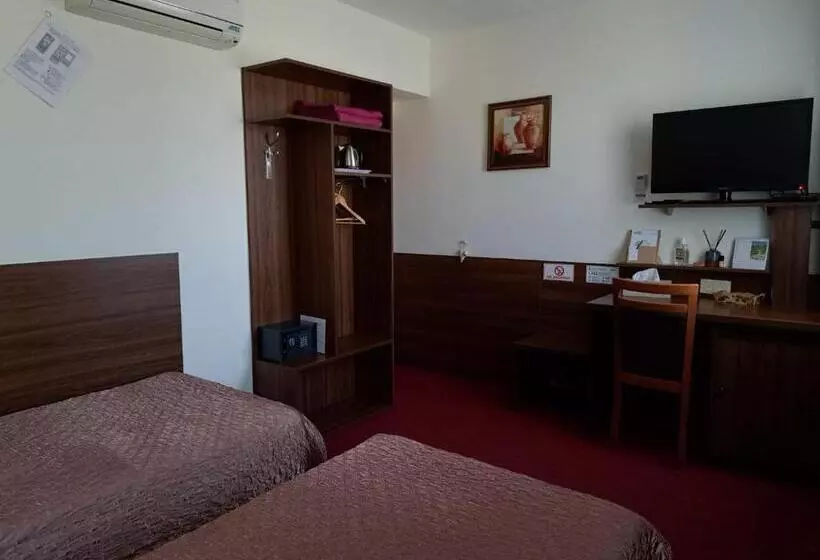 Majatalo Penzion Kozak B&b