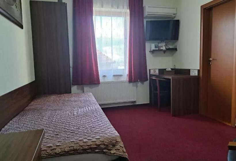 Majatalo Penzion Kozak B&b