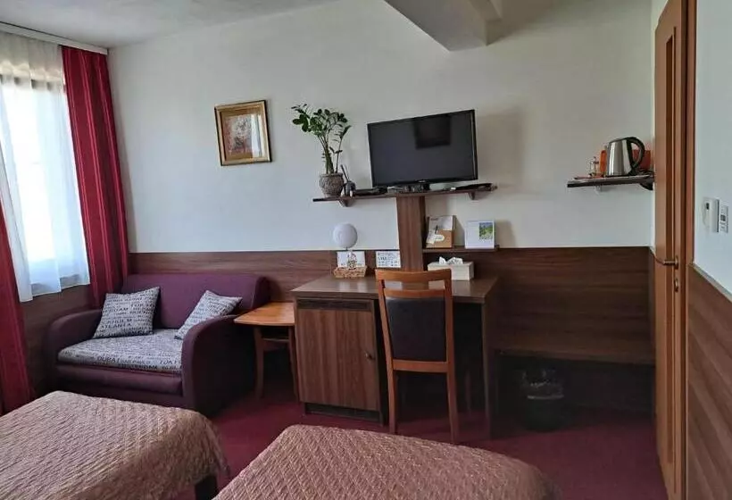 Majatalo Penzion Kozak B&b