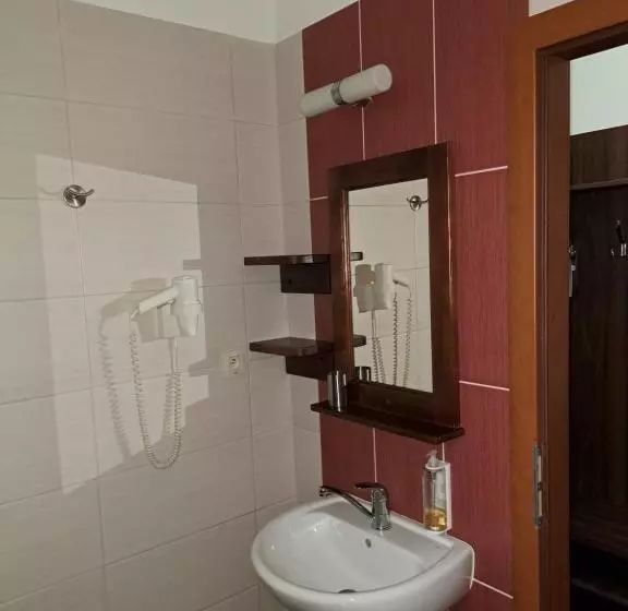 Majatalo Penzion Kozak B&b