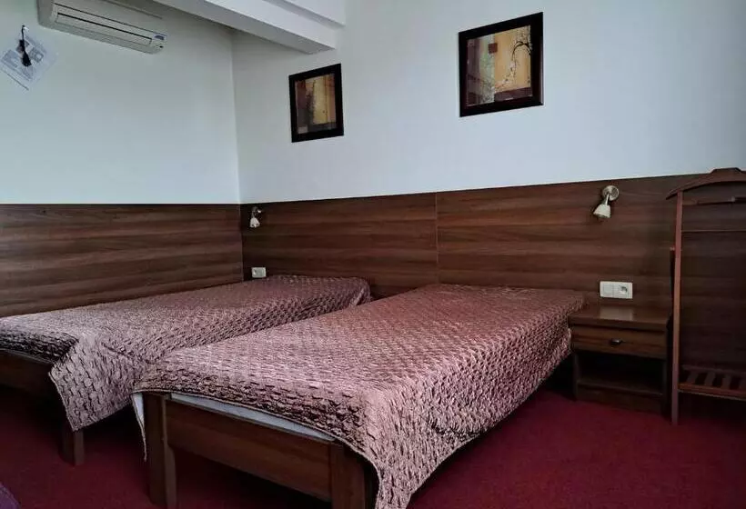 Majatalo Penzion Kozak B&b