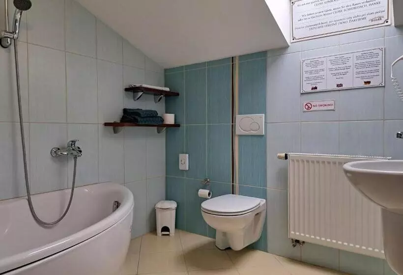 Majatalo Penzion Kozak B&b