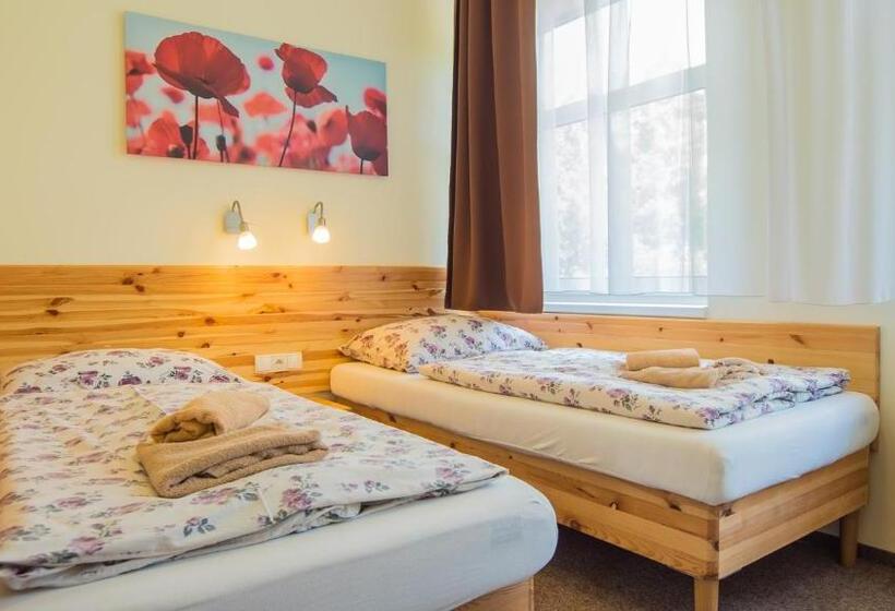 Pension U Koupaliště