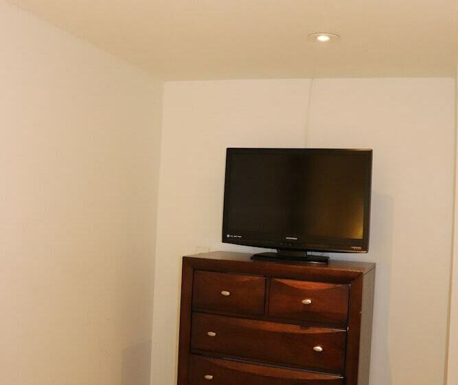 فندق On Hollywood Beach Affordable Two Bedrooms Sleeps 6 With Two Bathrooms