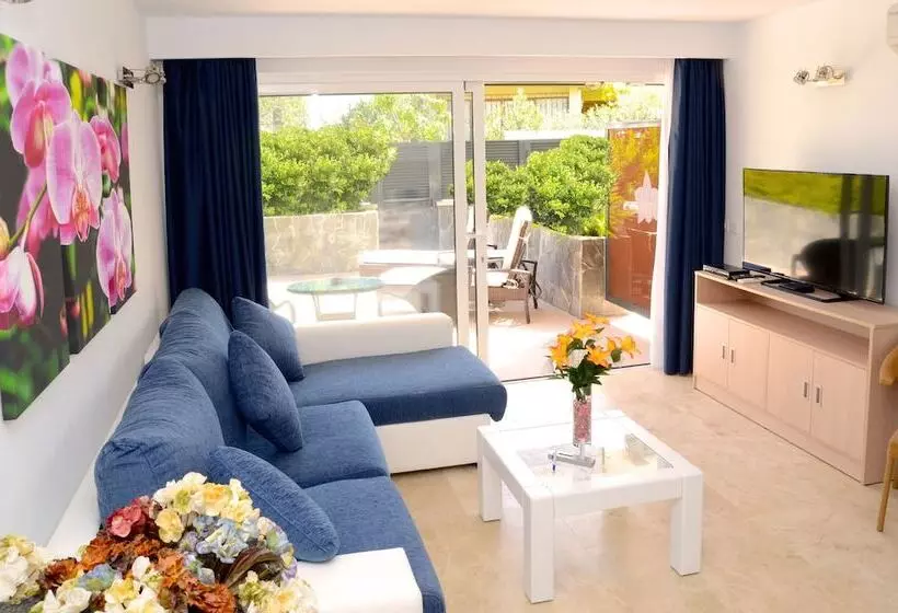 Apartamentos Cataleya