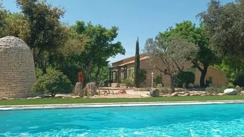 تختخواب و صبحانه Mas Val Chênaie Gordes