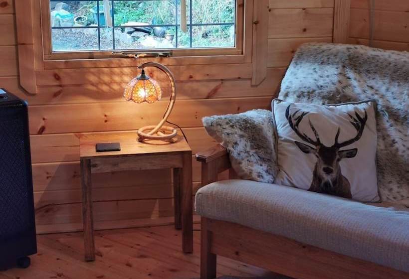 Charming 1bed Cabin In Gaerwen