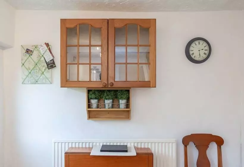 Ferncliff Cottage   In Peak Distric