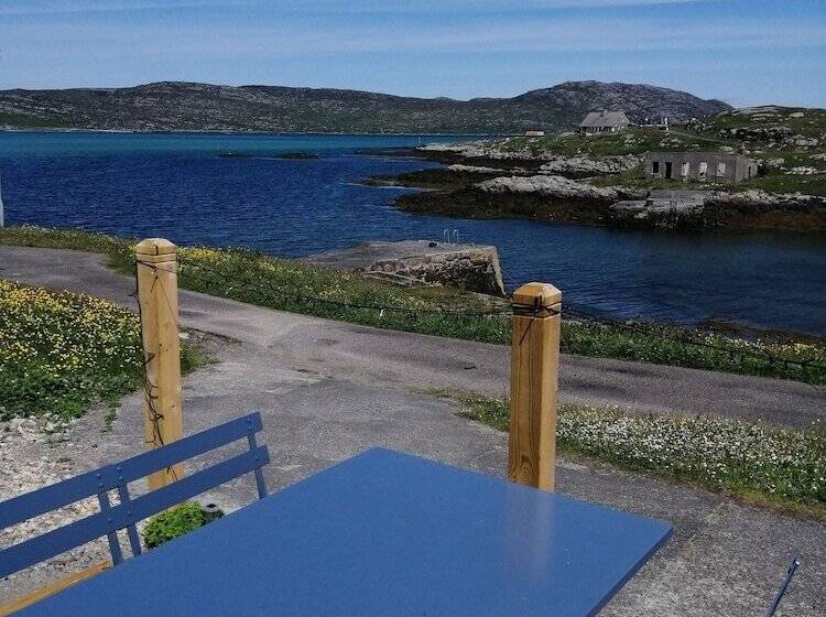 Glamping Pod For 2, Pod Beag Na Haun, Eriskay