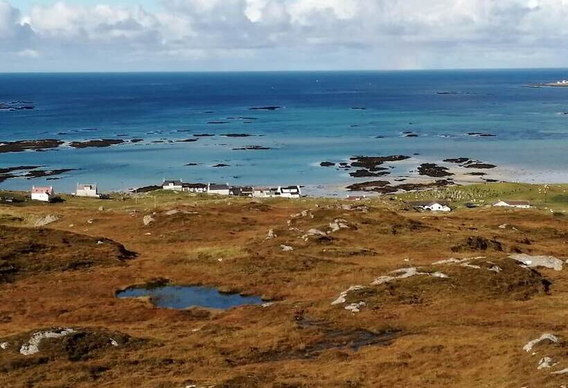 Glamping Pod For 2, Pod Beag Na Haun, Eriskay