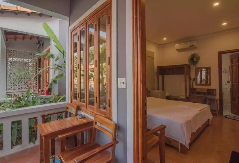 هتل Gecko House