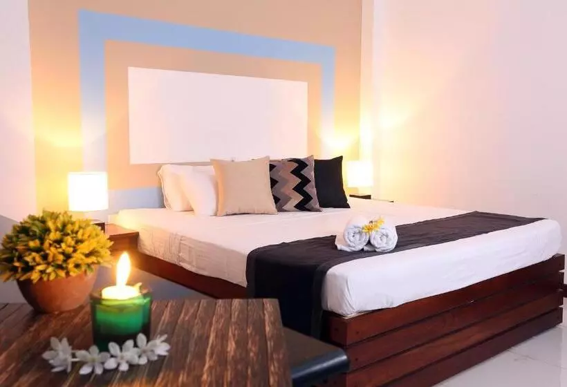 ホテル Iddamal Apartments