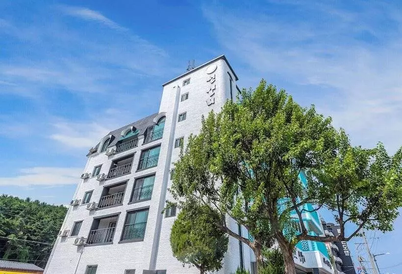 هتل Sun Valley Pension