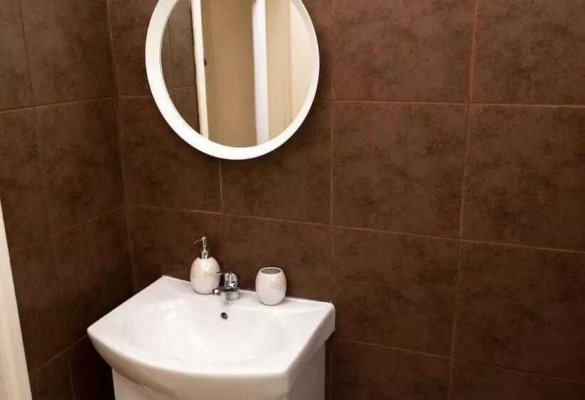 پانسیون Aladdin S Hostel