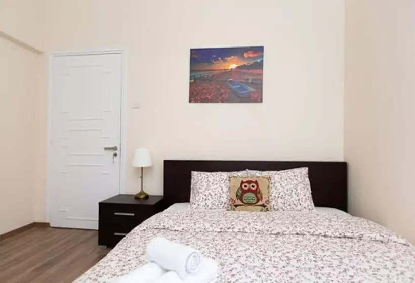 پانسیون Aladdin S Hostel