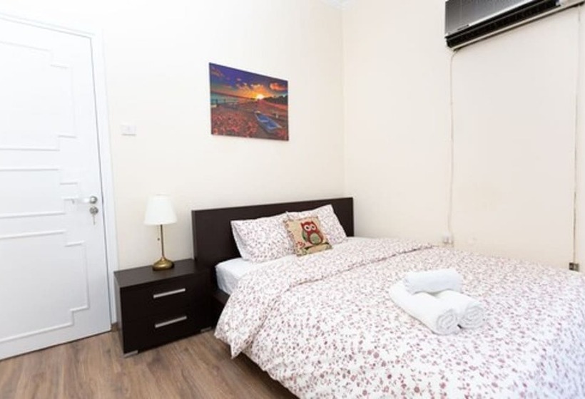 Majatalo Aladdin S Hostel