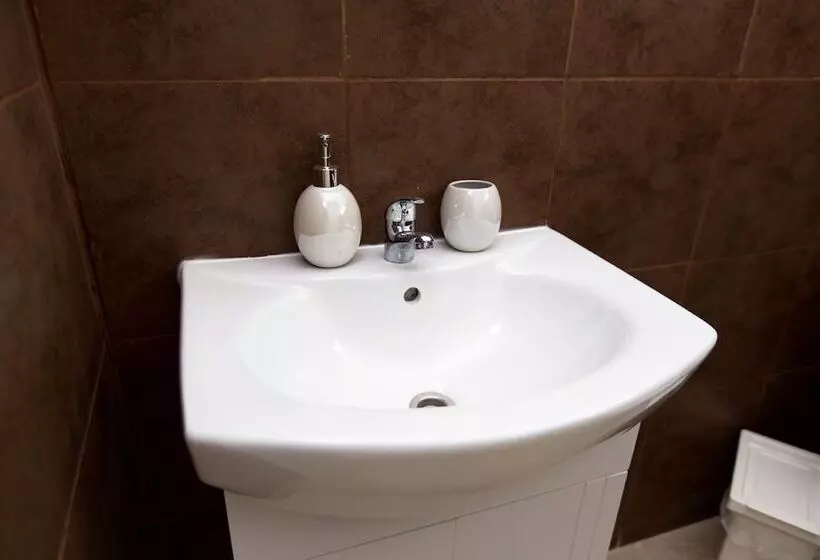 پانسیون Aladdin S Hostel