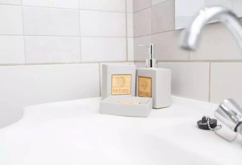 پانسیون Aladdin S Hostel