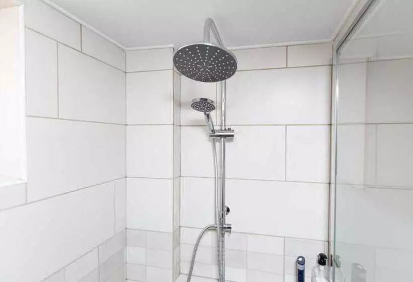 پانسیون Aladdin S Hostel