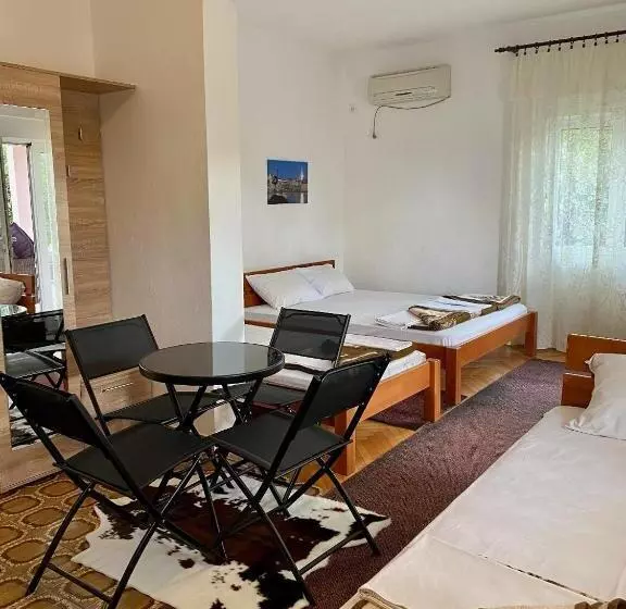 پانسیون Rooms Kuljic