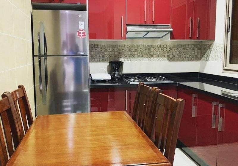 Tamraght House Banana