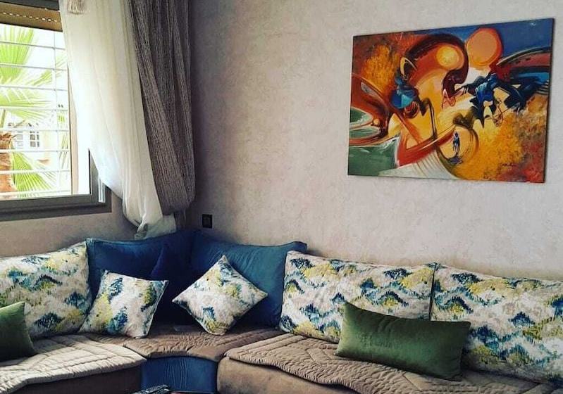 Tamraght House Banana