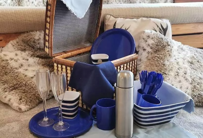 Charming 1bed Cabin In Gaerwen